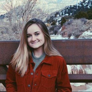 Meet your Posher, Zoe